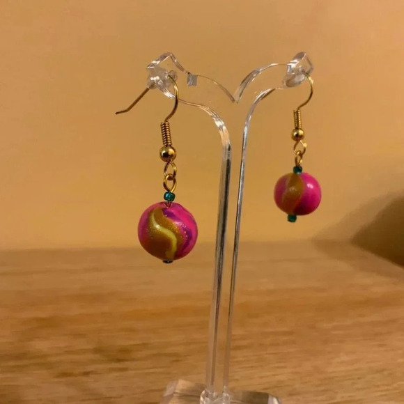 KVITKA CREATIONS Pink Handmade Beaded Earrings - Picture 11 of 13